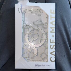 Case-Mate Silver Floral iPhone 17 Pro Case